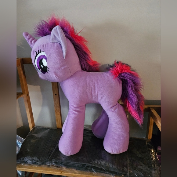 My Little Pony - Large Purple Pony - Picture 3 of 3